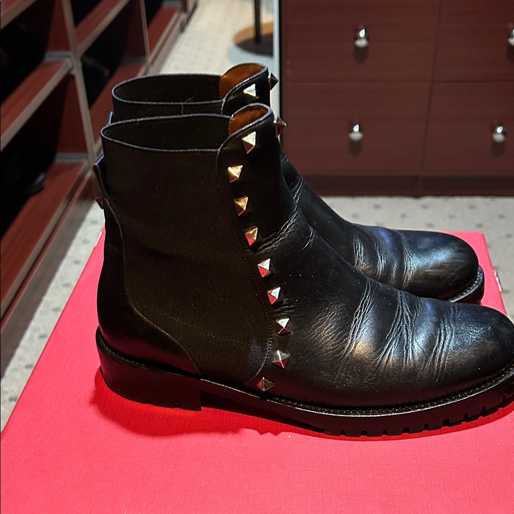 Valentino Garavani Rockstud Boots